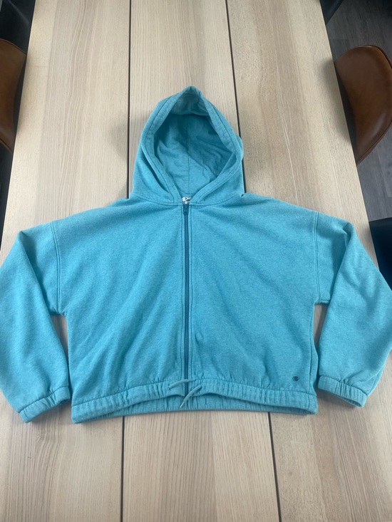 Ripzone Sweaters - Ripzone womens hoodie size lg ladies Ripzone hoodie in a light blue full zip